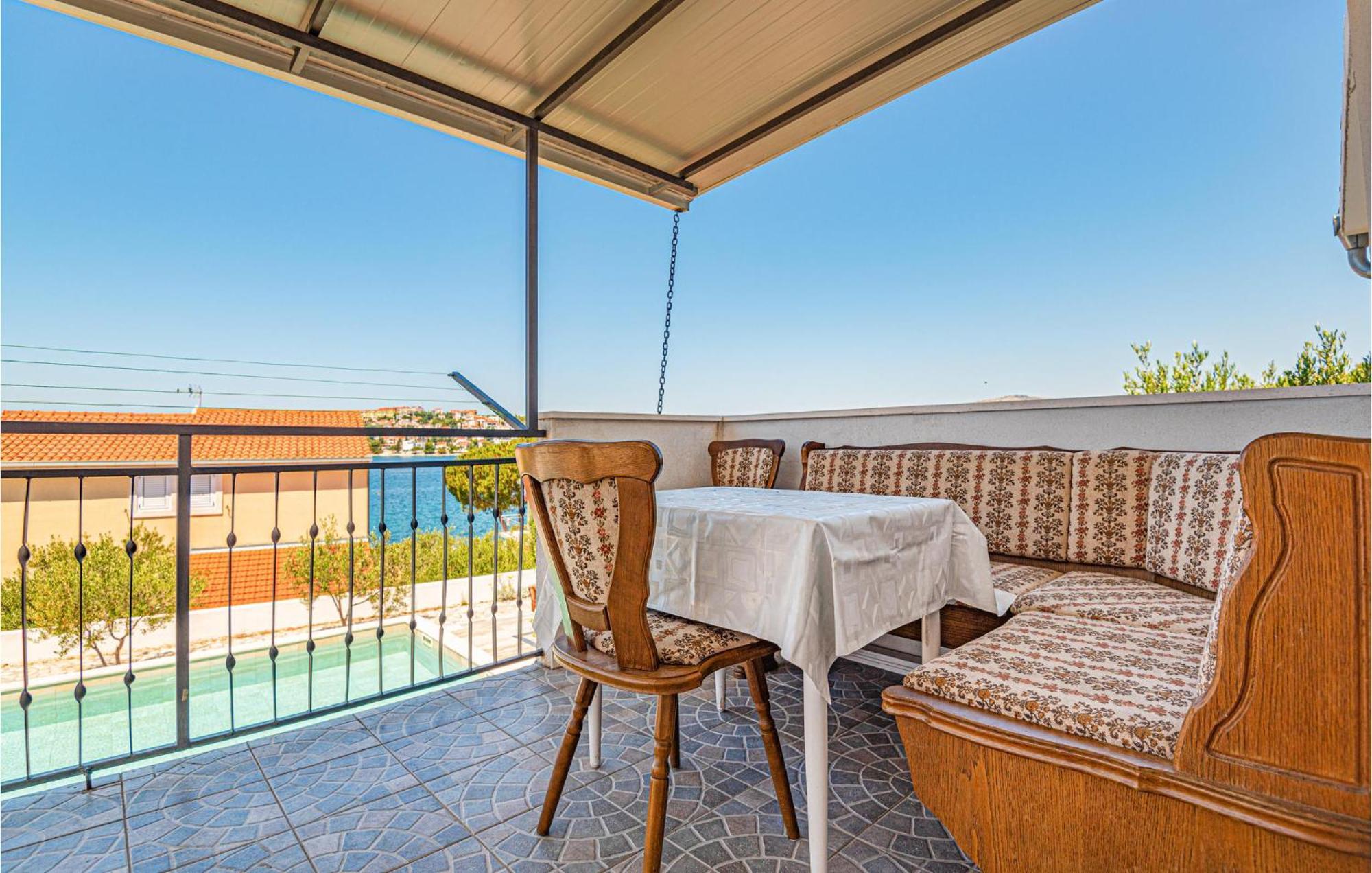 Nice Home In Zatoglav With House Sea View Podglavica Zewnętrze zdjęcie